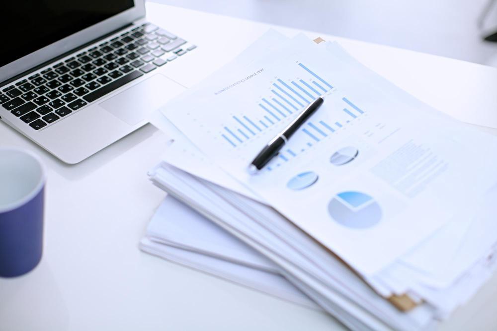 Data-Driven Decisions: Navigating the Digital Marketplace